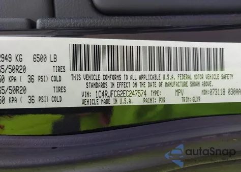 2014 Jeep Grand Cherokee Overland z USA, uszkodzony, nr VIN 1C4RJFCG2EC247574